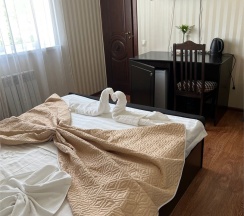 Двухместный с двухспальной кроватью улучшенный в Anastasia