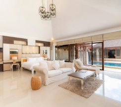 Вилла с 3 комнатами с видом на бассейн в Dhevan Dara Resort & Spa