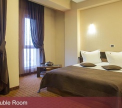Двухместный номер Superior двуспальная кровать в Inter Business Bucharest Hotel