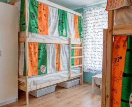 Кровать в общем номере (женский номер) в Jazz HostelPskov