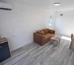 Двухкомнатный номер с выходом на бассейн в Green Village