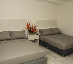 Трёхместный номер Standard в Almaviva Casa Hotel