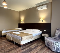 Улучшенный семейный номер комфорт в LaManсhe