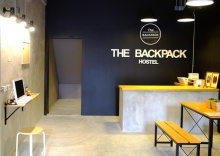 Кровать в общем номере в The Backpack Hostel