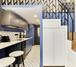 Двухуровневые семейные апартаменты (с 2мя двуспальными кроватями) в Art home 1/56