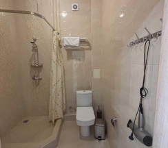 3-местная комната стандарт с балконом в Фортуна