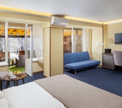 Апартаменты однокомнатные с верандой (корпус 2) в Zvenigorod