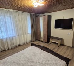 Дом в Апартаменты на Западная, 27