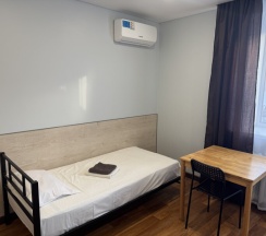 Четырехместный номер с общей ванной комнатой на мансарде №34 в Акспай