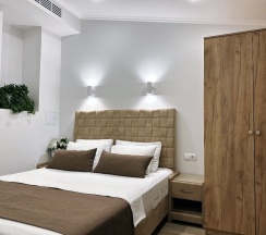 Апартаменты двухкомнатные четырехместные 2-х комнатные (делюкс) c балконом или без в Polikariya