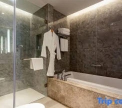 Семейный люкс Deluxe c 1 комнатой с видом на море в Oakwood Apartments Sanya