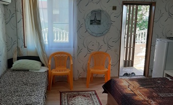 4-местная комната эконом в Запад