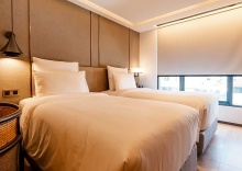 Трёхместный семейный номер Standard в HOMM Sukhumvit34 Bangkok by Banyan Tree Group