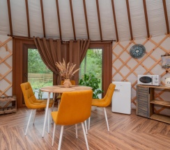 Юрта Лада в Папоротник