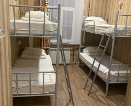 Кровать в 4-местном номере хостела в Lagom