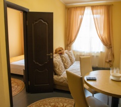 Полулюкс в Yellow hotel