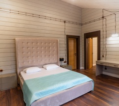 Коттедж с балконом в Литфонд