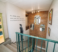 Четырехместный "Стандарт" с балконом в Крыжовник