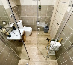 Семейный люкс с балконом и видом на море в Hotel Pallada