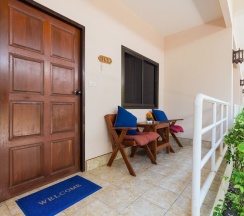 Одноместный номер Superior односпальная кровать в Smile House Karon