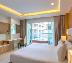 Двухместный номер Pool Access Deluxe двуспальная кровать в Chanalai Hillside Resort, Karon Beach
