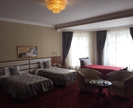 Делюкс трехместный  в Авшар-клаб