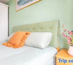 Люкс с 2 комнатами с видом на море в Rizhao Shuohai Seaview Homestay (Wanpingkou Branch)
