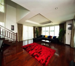 Вилла с 6 комнатами в Villas In Pattaya