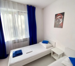 Трёхместный номер Standard в Арт-отельчик