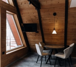 Домик A-Frame - Красный в Калтай парк