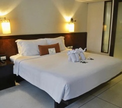 Двухместный номер Deluxe с балконом (двуспальная кровать) в Southsea Khaolak Beach Resort