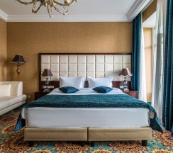 Делюкс с балконом в Nevskiy Eclectic by Akyan