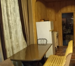 Кровать в 8-местном общем номере (мансарда) в Алтайское Гостеприимство