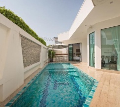 Вилла с 2 комнатами с балконом в Tropicana Pool Villa