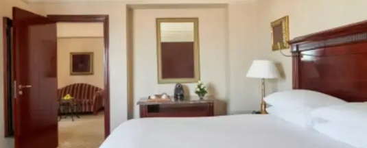 Двухместный люкс клубный Kitchen c 1 комнатой (двуспальная кровать) в Отель InterContinental Cairo Citystars by IHG
