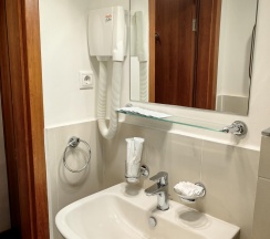 Номер улучшенный семейный в Рублев