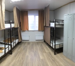 Кровать в 6-местном общем номере (удобства на этаже) в Турист