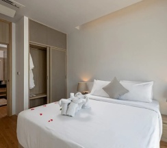 Люкс New с джакузи на крыше с 3 комнатами в Phunawa Resort