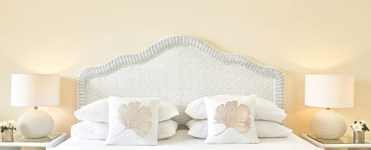 Бунгало Marin Bay с видом на море в Grecotel Marine Palace & Aqua Park