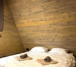 A-Frame № 4 (оснащение дома, стоимость купели и бани см. Подробнее) в Les holidays