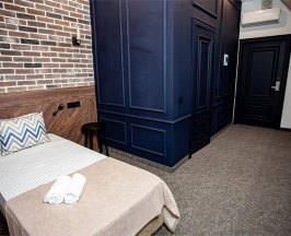 Бизнес 1-местный в Тета