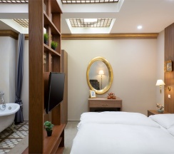 Делюкс с ванной в Kailas Park&SPA by Stellar Hotels