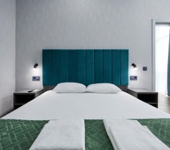 5-местный Делюкс 2-комнатный в White House