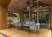 БАРНХАУС №12 ( ДО 4 ГОСТЕЙ ) в Berloga Country Resort