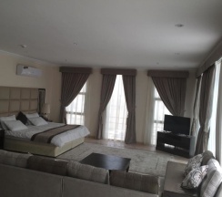 Апартаменты в Alshaheen Suites