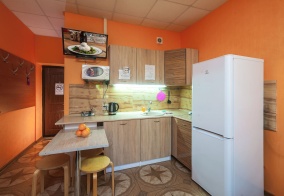 Апартаменты Апартаменты на Топольки-4, ул.Железнодорожная, 180 1 этаж, номер один. Администратор ОКСАНА в Краснодаре