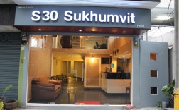 Трёхместный номер Standard в S30 Sukhumvit Hotel