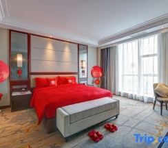 Люкс Luxury в Phoenix Hotel