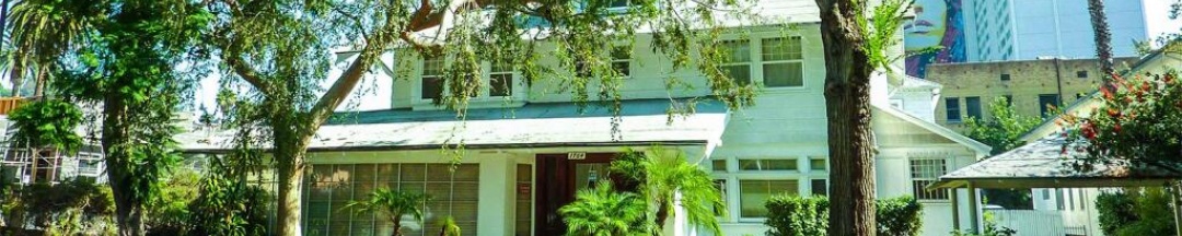 Двухместный люкс двуспальная кровать в Orange Drive Hostel