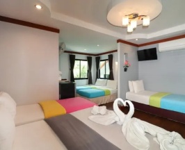 Шестиместный номер Семейный в Sinsamut Koh Samed Hotel